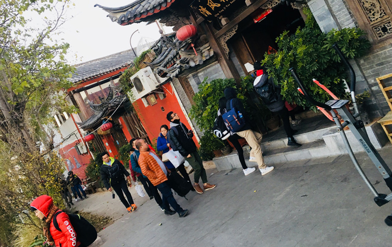 有的小伙伴各自返回客棧休息，為第二天的自由行準備。